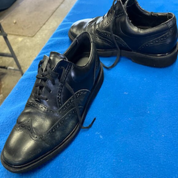 Capital Black WingTip Dress Shoes - Picture 6 of 7
